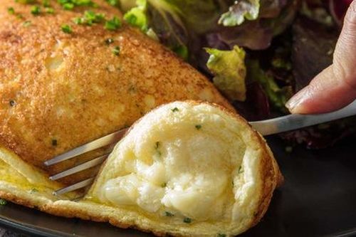 Mất có 15p làm món trứng bồng bềnh đang gây sốt cực ngon, nhìn lãng mạn, ăn càng mê tít