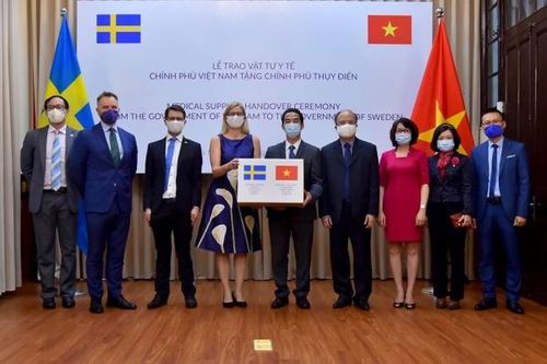 Đại sứ Thụy Điển: Khi khó khăn mới biết ai là bạn