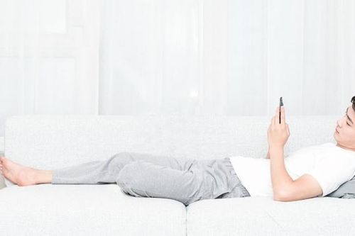 Cách hóa giải lười vận động khi ở nhà
