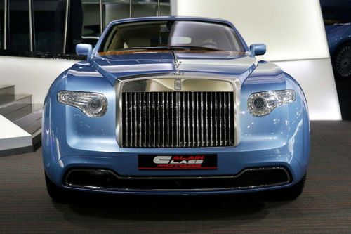 Mui trần Rolls-Royce hàng độc tồn kho 8 năm ở đại lý