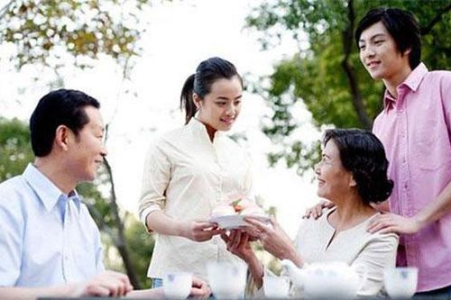 Tôi phải có trách nhiệm với gia đình của bố?