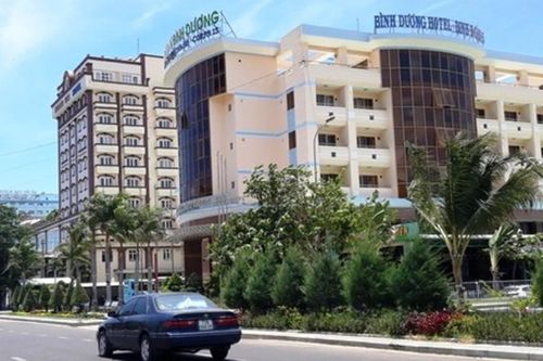 Bình Định kiến nghị Bộ Tài nguyên và Môi trường 'gỡ khó' để dời khách sạn, trả bãi tắm cho người dân