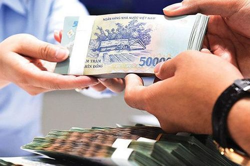Vạn người mất việc, nỗi lo khoản nợ ngân hàng