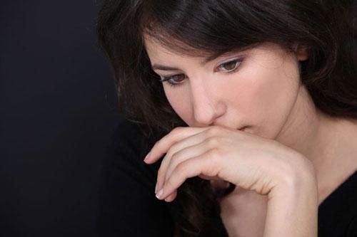Đón bố chồng lên ở chung mà chỉ sau 3 tháng, vợ chồng tôi đã cãi nhau gay gắt vì ông giành làm hết việc trong nhà