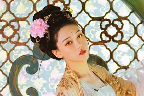 Kỹ nữ thời xưa cũng tuyển chọn như phi tần của hoàng đế!