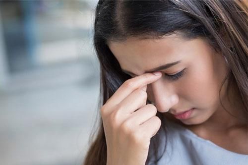 Về thăm mẹ vào trước giờ cơm tối, không ngờ lại chứng kiến cảnh tượng khó tin, uổng cho bao năm qua tôi vẫn đều đặn gửi 20 triệu/tháng cho chị gái!