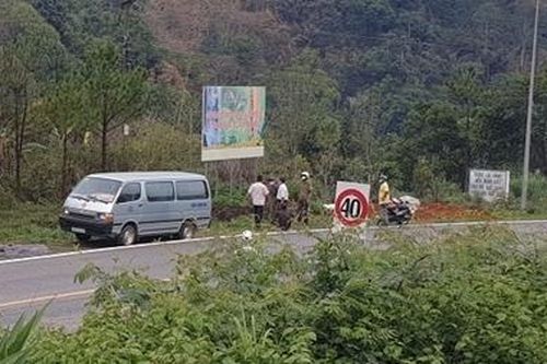 Đi bẫy chim phát hiện xác người treo trên cây