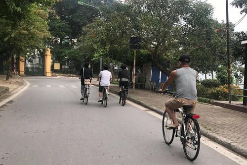 Thực hiện cách ly xã hội: Nhiều nơi tái diễn vi phạm cần được xử lý nghiêm