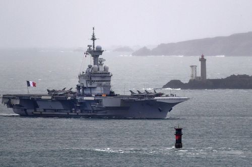 Tàu sân bay Charles de Gaulle, niềm tự hào Pháp, thành ổ dịch Covid-19