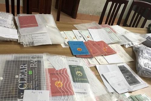 Kiểm tra phòng dịch phát hiện đường dây cho vay nặng lãi