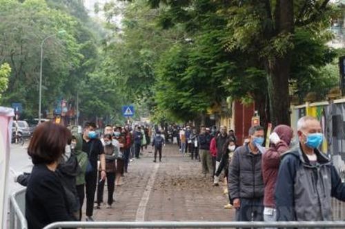 Nếu tình hình tốt lên Hà Nội sẽ cho học sinh quay lại trường vào nửa đầu tháng 5