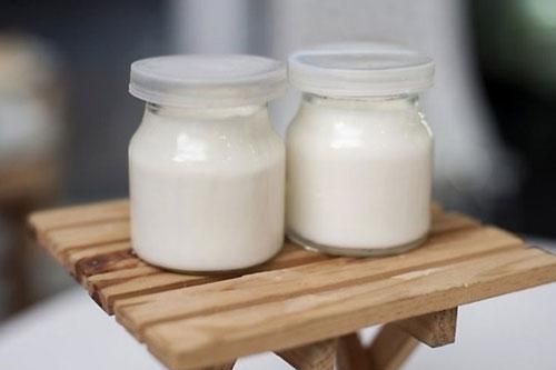 5 lỗi thường gặp khi làm tại nhà khiến sữa chua không đông, bị lỏng nhớt, tách lớp