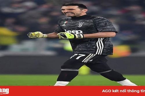 Gianluigi Buffon: Khát vọng tuổi 42