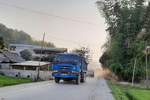 Sớm sửa chữa, nâng cấp quốc lộ 279, đoạn Ðiện Biên - Tây Trang