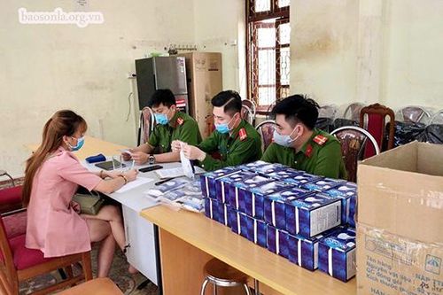 Công an Thành phố: Bắt giữ, xử lý đối tượng làm giả khẩu trang y tế