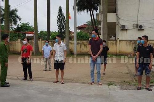 Phá sòng xóc đĩa, thu hơn 320 triệu đồng