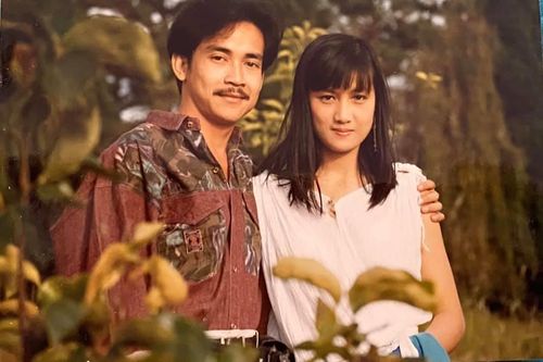 Những tấm ảnh thanh xuân chưa từng được công bố của 'Nữ hoàng ảnh lịch'