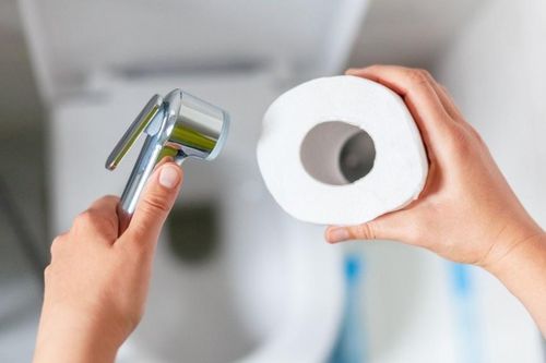 Từng kỳ thị, tẩy chay, người Mỹ nay cũng 'phát cuồng' vì vòi xịt