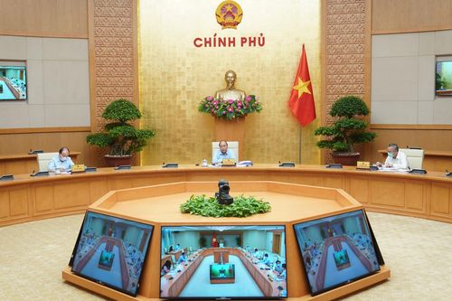 Thủ tướng tiếp tục chỉ đạo giảm giá một số mặt hàng