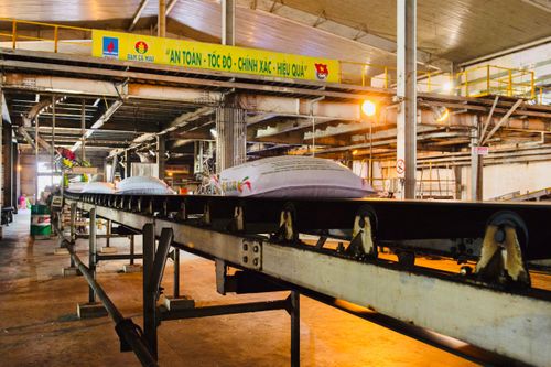 Đạm Cà Mau chuẩn bị đủ lượng phân bón cho vụ Hè Thu