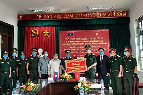 Bộ Quốc phòng hỗ trợ thiết bị, vật tư phòng dịch cho quân đội các nước