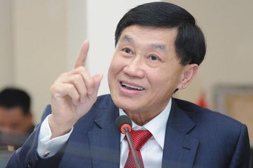 Đế chế Johnathan Hạnh Nguyễn 'lao dốc' vì COVID-19