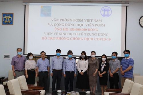 Những 'chiến sĩ' thầm lặng trong cuộc chiến với COVID-19