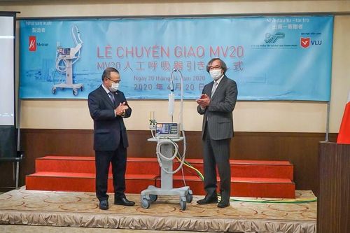 2.000 máy thở bắt đầu được chuyển giao cho Đại sứ quán Việt Nam tại Nhật Bản