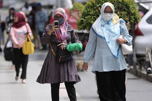 Indonesia cấm người dân rời thành phố sau tháng Ramadan
