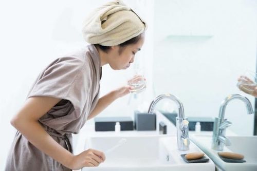 Súc họng có ngăn ngừa được nhiễm trùng đường hô hấp trên?