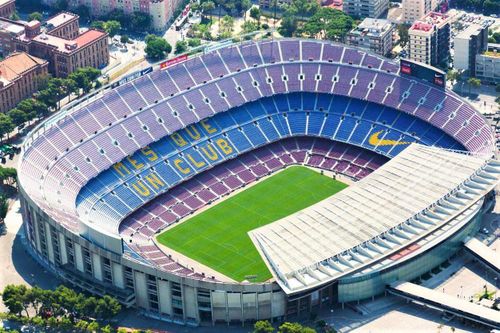 Barca bán quyền đặt tên sân Camp Nou lần đầu trong lịch sử