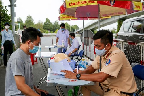 62 chốt kiểm dịch tại TP.HCM vẫn hoạt động sau ngày 22/4