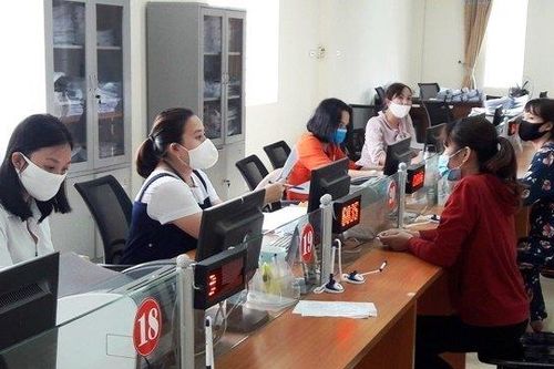 Chia sẻ khó khăn với doanh nghiệp, ứng phó dịch Covid-19