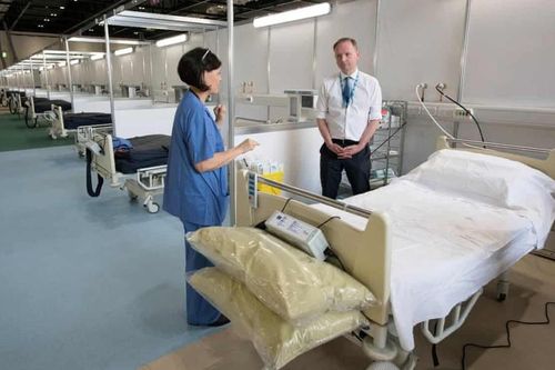 Thiếu y tá, bệnh viện ở London từ chối điều trị cho bệnh nhân COVID - 19