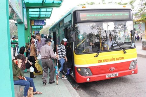 Xe buýt Hà Nội hoạt động 20-30% lượt chuyến từ sáng 23/4