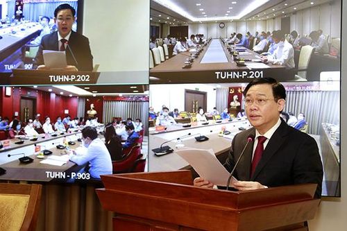 Bí thư Hà Nội: 'Virus trì trệ' nguy hiểm không kém Covid-19