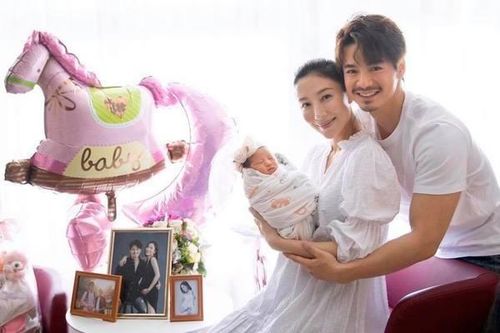 Hoa đán Dương Di cùng chồng trẻ hạnh phúc chào đón con đầu lòng