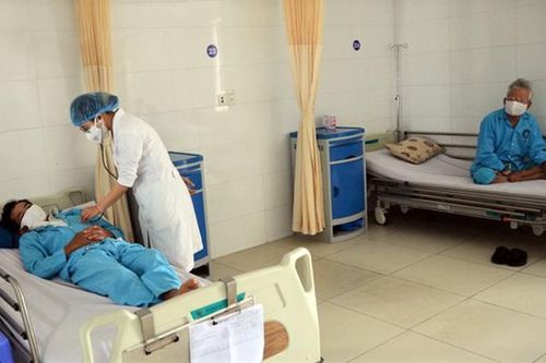 Tăng cường giãn cách bệnh nhân bảo đảm phòng, chống dịch Covid-19