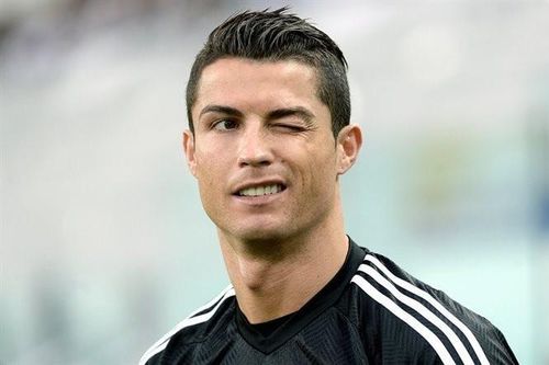 Ronaldo được gợi ý mua quyền đặt tên sân Camp Nou, đổi thành CR7