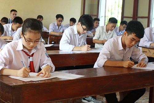 Kỳ thi tốt nghiệp THPT: Giảm độ khó đề thi có bớt áp lực cho thí sinh?