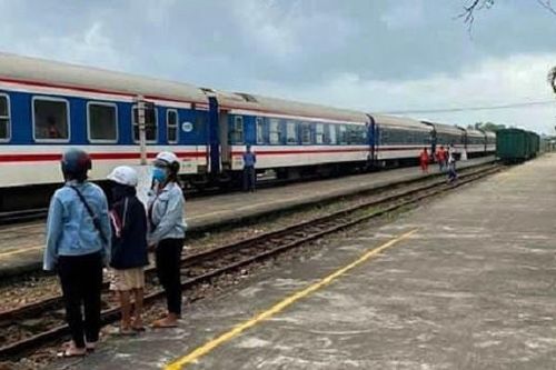 Đường sắt chạy lại một số tàu đại phương dịp Lễ 30/4- 1/5