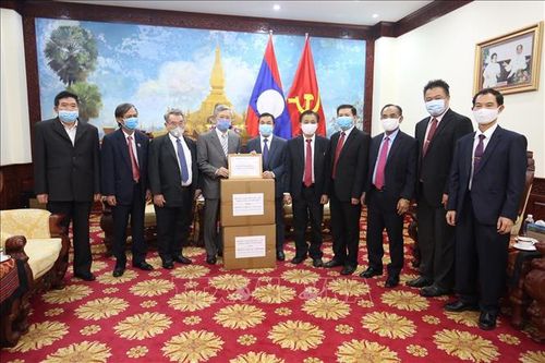 Dư luận đánh giá cao sự hỗ trợ quốc tế của Việt Nam trong cuộc chiến chống COVID-19