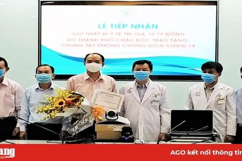 TP. Châu Đốc trao gói hỗ trợ trang thiết bị y tế trị giá 10 tỷ đồng cho Bệnh viện Chợ Rẫy khám, điều trị bệnh Covid-19