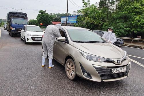 Tiếp tục tạm dừng các hoạt động vận tải hành khách bằng xe buýt