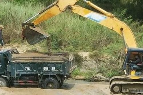 Kiểm điểm Chủ tịch xã Mỹ Tài để cho doanh nghiệp khai thác cát trái phép