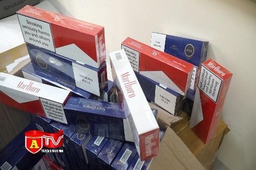 Công an quận Thanh Xuân thu giữ số lượng lớn thuốc lá ngoại nhập lậu