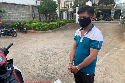 Bắt đối tượng chuyên mở cốp xe máy trộm tài sản trong 5 giây