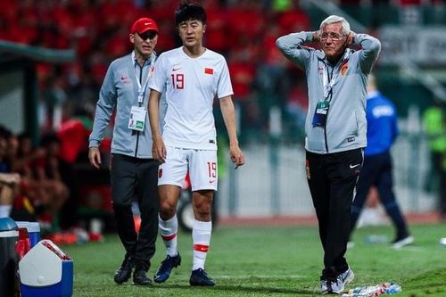 HLV Lippi muốn đối đầu với tuyển Trung Quốc