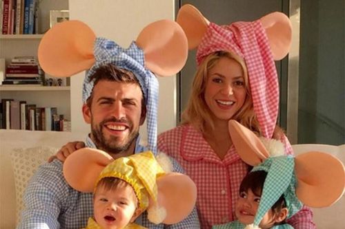 Shakira - bạn gái Gerard Piqué có IQ 140, nhận thêm bằng dù ở nhà