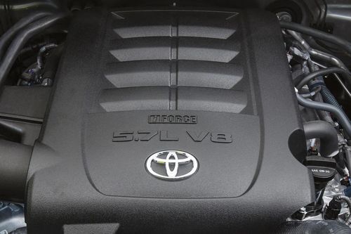 Toyota sắp bỏ động cơ V8